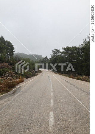 Misty mountain road. High quality photo 136609830