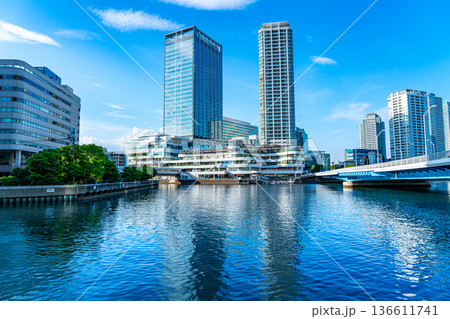 【神奈川県】綺麗な青空が広がる横浜ベイクォーター 136611741