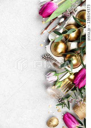 Elegant Easter Border with Golden Eggs and Pink Tulips 136614373