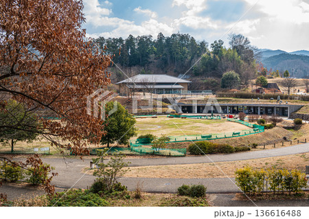 キトラ古墳四神の広場　奈良県明日香村 136616488