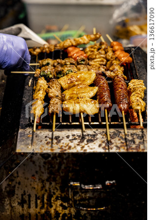 夜市 ナイトマーケット やきにく 136617090