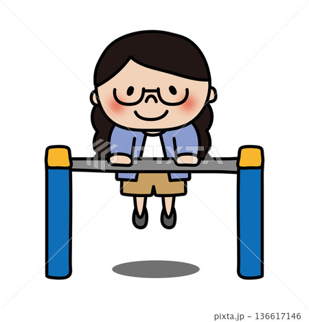 鉄棒をする眼鏡を掛けた三つ編みの子供（女の子） 136617146