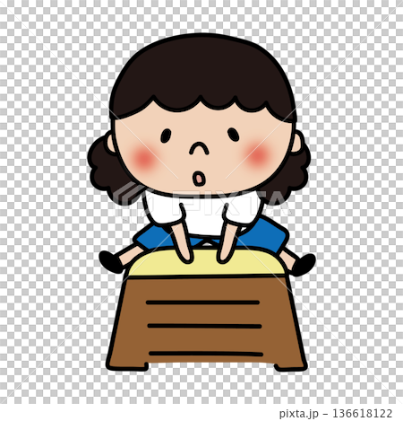 一個有著蓬鬆捲髮的女孩跳過一個跳箱 一個有著蓬鬆捲髮的女孩跳過一個跳箱 136618122