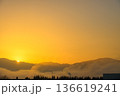 日の出と雲海【安曇野市】 日の出と雲海【安曇野市】 136619241