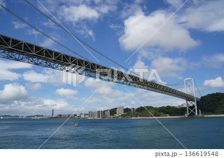関門橋 青空 関門橋 青空 136619548