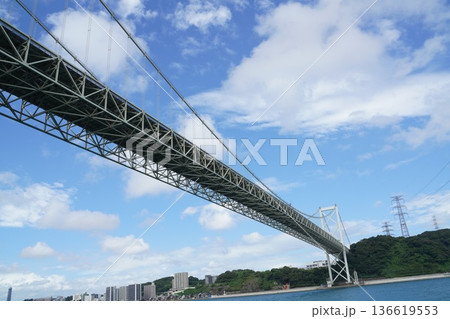 関門橋　青空 136619553
