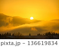 日の出と雲海【安曇野市】 日の出と雲海【安曇野市】 136619834