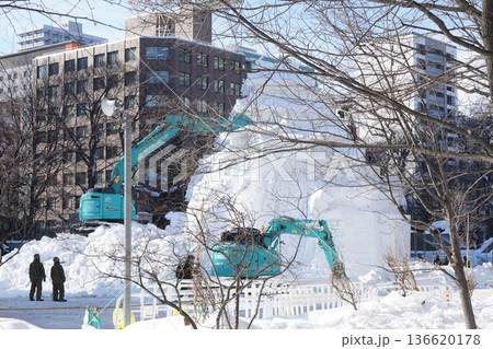 札幌雪祭り2026雪像取り壊し風景 札幌雪祭り2026雪像取り壊し風景 136620178