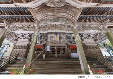 四国遍路の番外霊場。四国別格二十霊場第十五番札所「箸蔵寺」御本殿 136620522