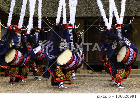 岩手県民俗芸能公演 鹿踊り 岩手県民俗芸能公演 鹿踊り 136620991