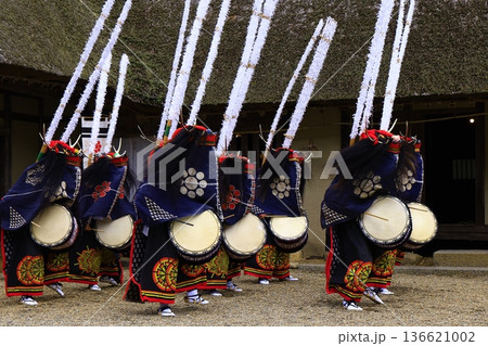 岩手県民俗芸能公演　鹿踊り 136621002