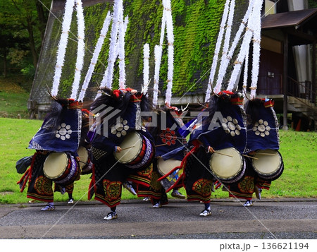 岩手県民俗芸能公演　鹿踊り 136621194