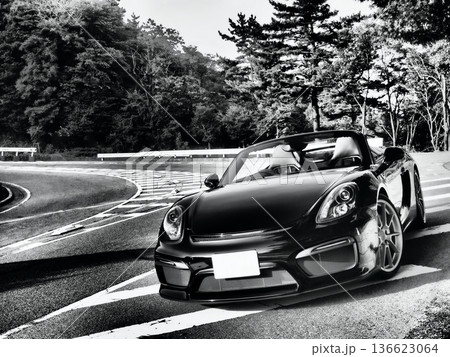 艶々の黒いオープンカー 136623064