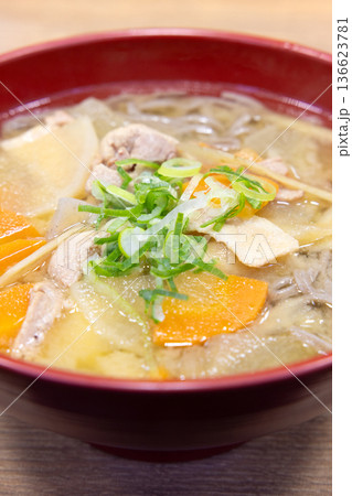 美味しい豚汁そば 136623781