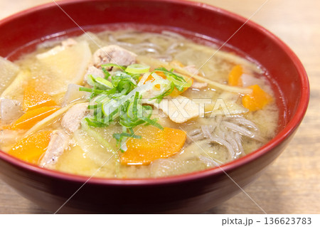 美味しい豚汁そば 美味しい豚汁そば 136623783