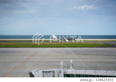 北九州空港 136624354