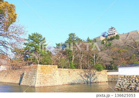 香川県丸亀市、丸亀城の風景 香川県丸亀市、丸亀城の風景 136625053