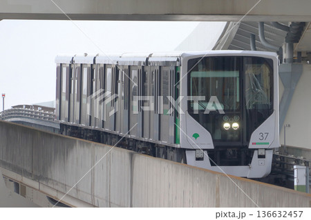 ［NT］日暮里・舎人ライナー330形電車（日暮里⇔見沼代親水公園） 136632457