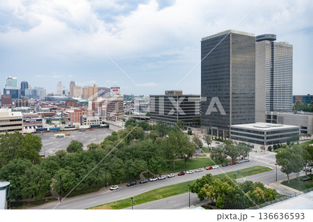 Kansas City, Missouri, USA - August 09, 2025: 2345 Grand Boulevard Kansas City. Grand Blvd. Cityscape view on street Grand Avenue Kansas City, Missouri, USA - August 09, 2025: 2345 Grand Boulevard Kansas City. Grand Blvd. Cityscape view on street Grand Avenue 136636593
