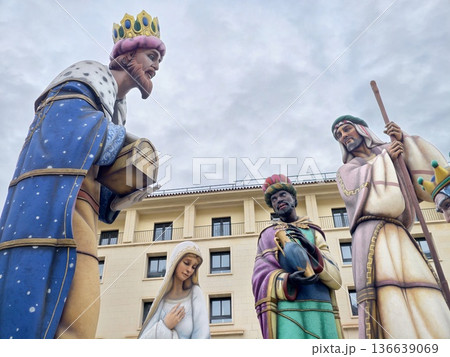 Decorative Statues Of Three Wise Men, Public Display Featuring Wise Men Statues With Ornaments And Robes Decorative Statues Of Three Wise Men, Public Display Featuring Wise Men Statues With Ornaments And Robes 136639069