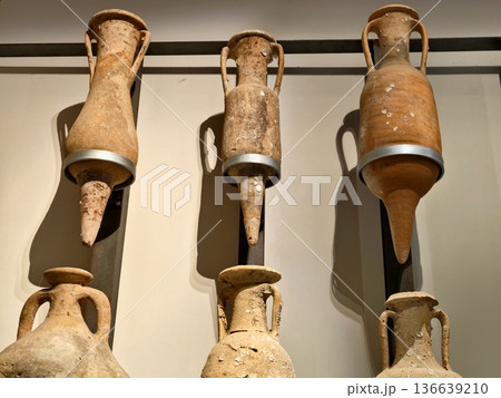 Ancient Vessel Display, Corroded Terracotta Jars Displayed With Interpretive Signage And Lighting 136639210