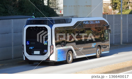 水素燃料電池バス イメージ 水素燃料電池バス イメージ 136640017