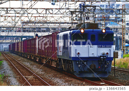 東海道本線　平塚　JR貨物　EF64-1005（愛知） 136643565