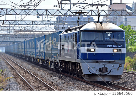 東海道本線　平塚　JR貨物　EF210-143（新鶴見） 136643566