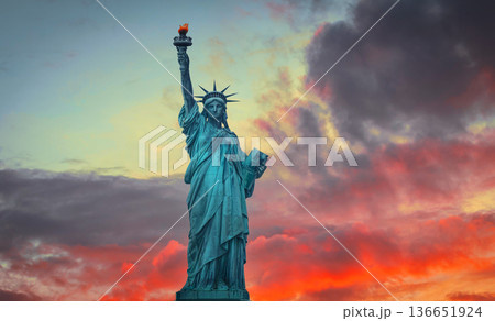 Sunset over the Statue of Liberty Sunset over the Statue of Liberty 136651924