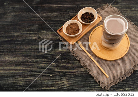 Healthy Japanese Hojicha Latte with Toasty Roasted Aroma Healthy Japanese Hojicha Latte with Toasty Roasted Aroma 136652012