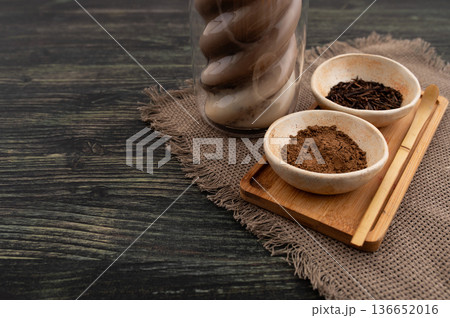 Healthy Japanese Hojicha Latte with Toasty Roasted Aroma Healthy Japanese Hojicha Latte with Toasty Roasted Aroma 136652016