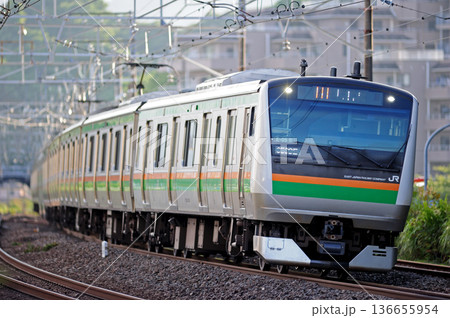東海道本線　真鶴　JR東日本　E233系3000番台　E-05編成（国府津） 136655954