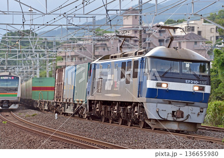 東海道本線　真鶴　JR貨物　EF210-155（新鶴見） 136655980