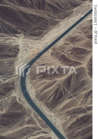 The Pan-American Highway through the desert and mountains 136656041