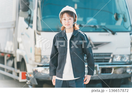 truck driver 136657872