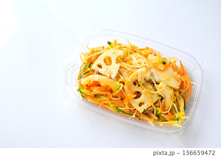 ごぼうと蓮根のさっぱりサラダ ごぼうと蓮根のさっぱりサラダ 136659472