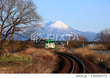 大山と目玉おやじ列車 136660474