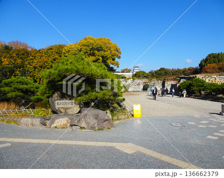 県立明石公園（明石城跡）＿　兵庫県明石市 136662379