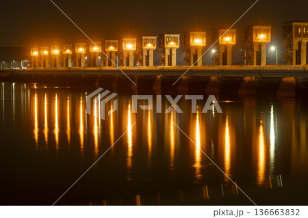 Bicycle path along the Geumgang River 136663832