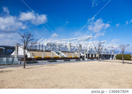 冬のアルウィンと雪山　松本市 136667804