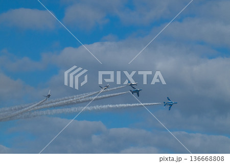 青空の希望 ブルーインパルス 青空の希望 ブルーインパルス 136668808