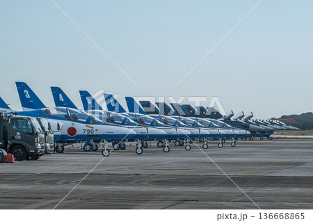 青空の希望 ブルーインパルス 青空の希望 ブルーインパルス 136668865