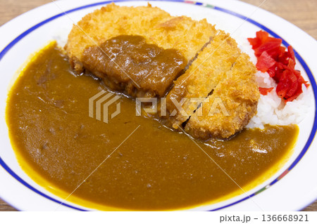 おいしいカツカレー おいしいカツカレー 136668921