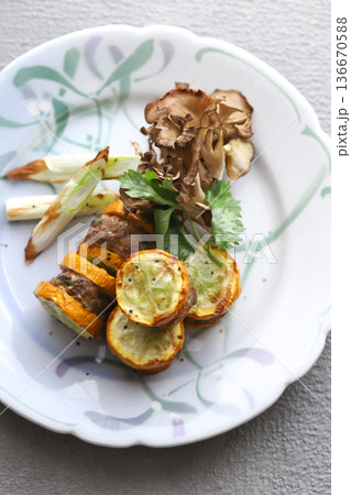 ズッキーニの肉挟み ズッキーニの肉挟み 136670588
