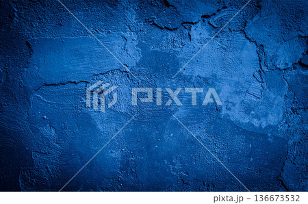 紺色のざらざらの背景テクスチャ 紺色のざらざらの背景テクスチャ 136673532