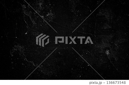 黒いざらざらの背景テクスチャ 136673548