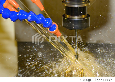 CNC Milling of Mold Part with Ball Nose End Mill and Oil Coolant CNC Milling of Mold Part with Ball Nose End Mill and Oil Coolant 136674557