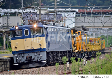 中央本線 上野原 JR東日本 EF64-37(高崎)+ロンチキ 中央本線 上野原 JR東日本 EF64-37(高崎)+ロンチキ 136677578