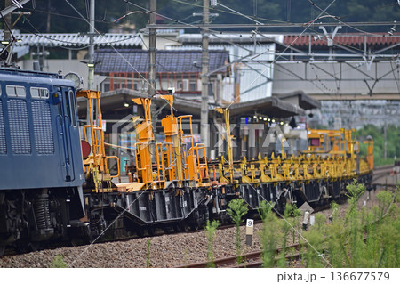 中央本線 上野原 JR東日本 EF64-37(高崎)+ロンチキ 中央本線 上野原 JR東日本 EF64-37(高崎)+ロンチキ 136677579