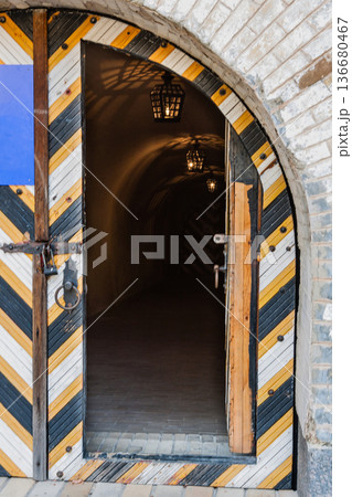 Antique lamps (chandeliers) in the cave dungeon Antique lamps (chandeliers) in the cave dungeon 136680467